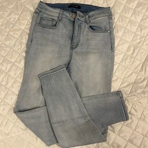 🤗Women’s refuge, jeans, size 4